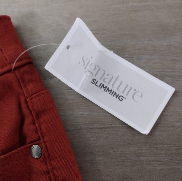 Christopher and Banks Signature Slimming ankle shaped fit mid rise pant … - Picture 6 of 14